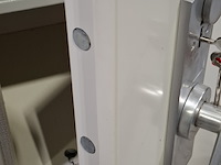 2x kluis, 2005 - afbeelding 10 van  13