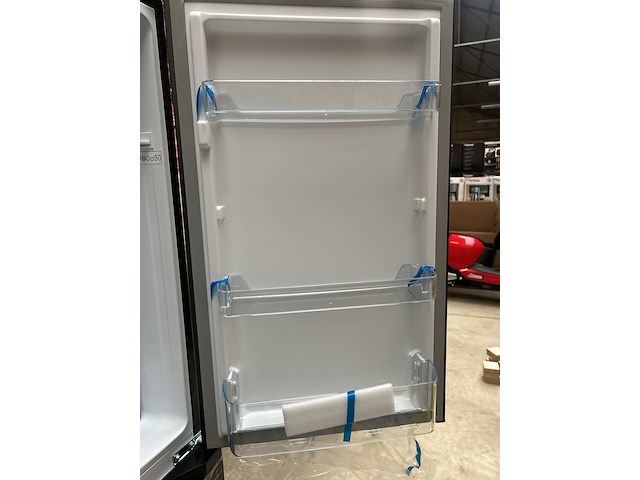 2x koel-vriescombinatie 157 liter chiq, fbm157l42 - afbeelding 3 van  9