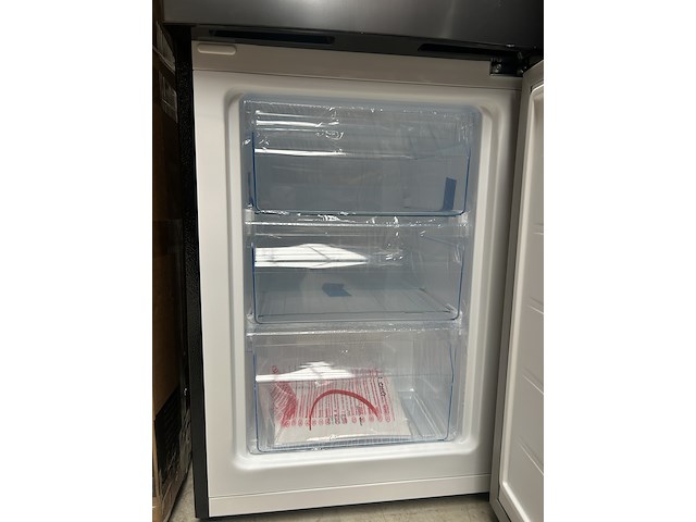 2x koel-/vriescombinatie 157l chiq, cbm157lc - afbeelding 4 van  5