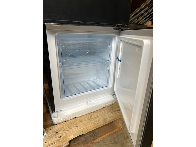 2x koel-/vriescombinatie chiq - afbeelding 8 van  8