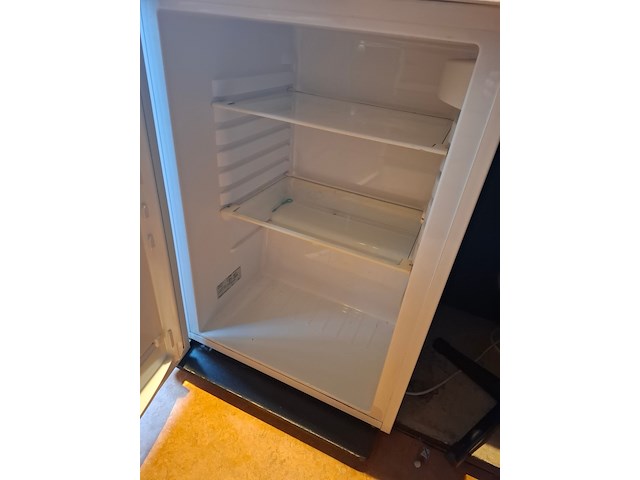 2x koelkast, tafelmodel aeg en zanussi, santo en zt175rm - afbeelding 4 van  7