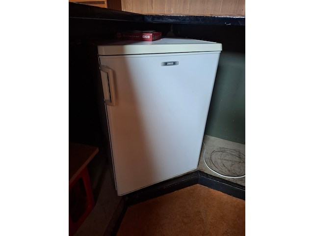 2x koelkast, tafelmodel aeg en zanussi, santo en zt175rm - afbeelding 5 van  7