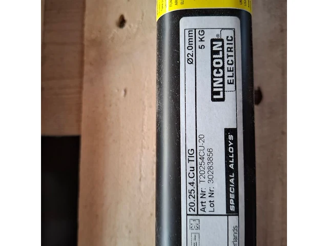 2x koker a 5 kilo tig laselektrode lincoln, 20.25.4cu tig - afbeelding 3 van  4