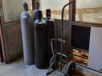 2x kooldioxide-en 2x azotefles - afbeelding 1 van  6