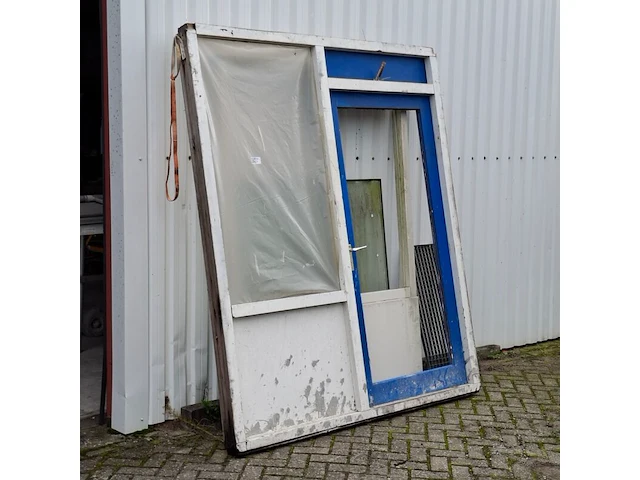 2x kozijn en ruit - afbeelding 1 van  4