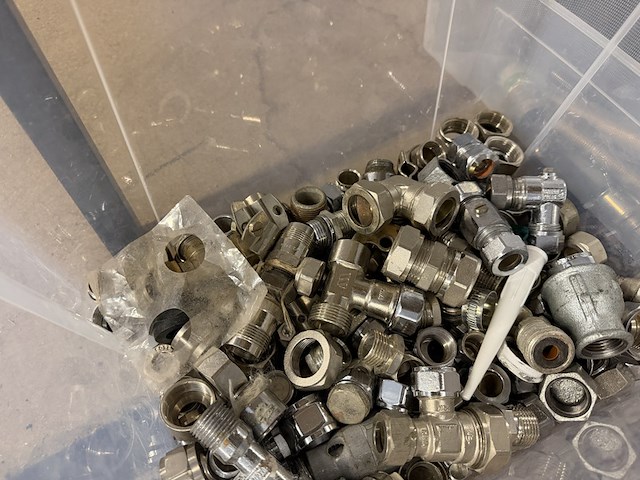 2x krat met knelkoppelingen - afbeelding 4 van  6