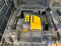 2x kruislijnlasers, 1x boorhamer met snoer dewalt - afbeelding 3 van  7