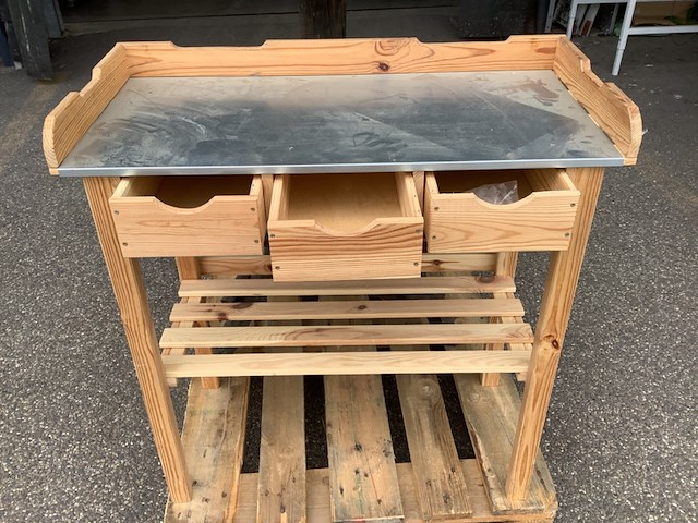 2x kruiwagens, 1x oppottafel, 1x vogelhuisje ed, licht bruin/bruin/zwart - afbeelding 6 van  8