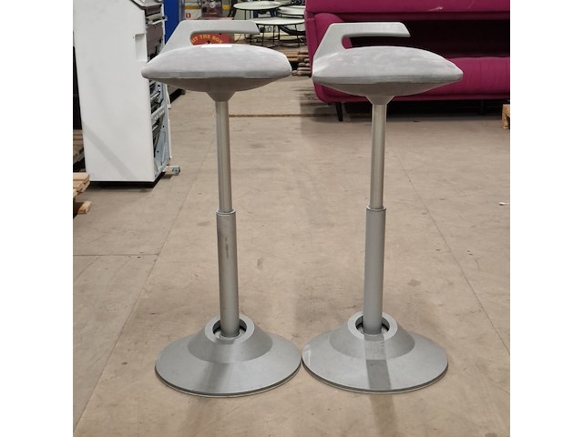 2x kruk, in hoogte verstelbaar - afbeelding 1 van  7