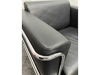 2x kunstlederen design lounge fauteuil - afbeelding 3 van  5