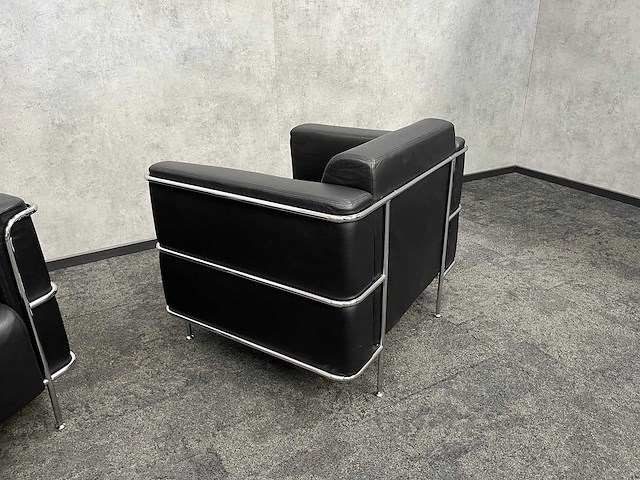 2x kunstlederen design lounge fauteuil - afbeelding 2 van  3