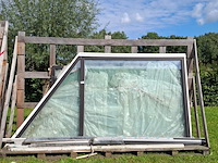2x kunststof kozijn met glas - afbeelding 1 van  5
