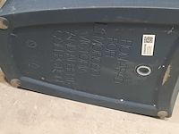 2x kunststof kuipstoel, mondoro, moroso, ron arad - afbeelding 7 van  7