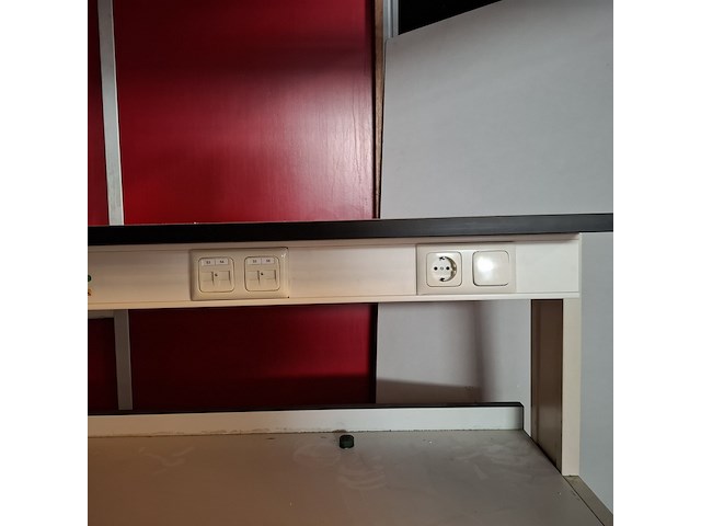 2x laboratorium werktafel - afbeelding 11 van  14