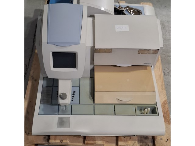 2x laboratoriumapparaat, o.a thermo, o.a histostar - afbeelding 2 van  19