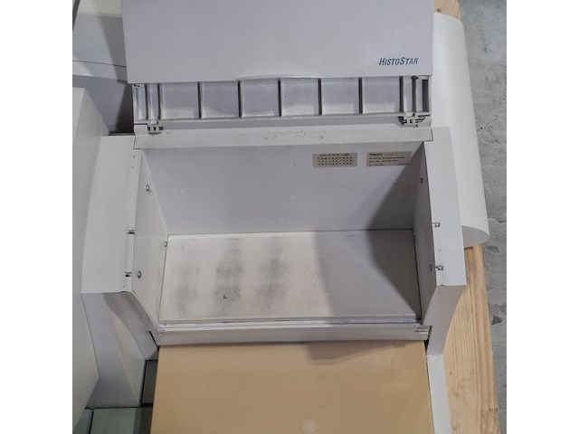 2x laboratoriumapparaat, o.a thermo, o.a histostar - afbeelding 8 van  19