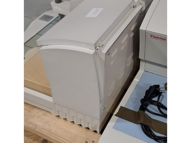 2x laboratoriumapparaat, o.a thermo, o.a histostar - afbeelding 7 van  19
