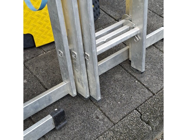2x ladder, 3x10 spots, zarges - afbeelding 4 van  6