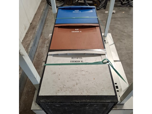 2x ladeblok, tafel en afvakbak - afbeelding 6 van  7