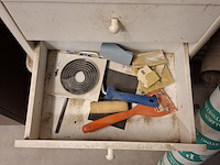 2x ladekast met inhoud - afbeelding 6 van  9