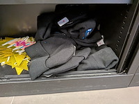 2x lameldeurkast met inhoud - afbeelding 8 van  17