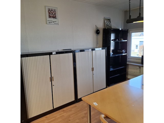 2x lameldeurkast met stellingkast - afbeelding 1 van  4