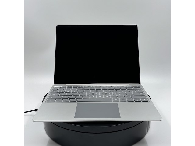2x laptop, microsoft, surface laptop go, i5 10 th | 16gb | 256gb | 12,4'' touch | win 11 pro - afbeelding 1 van  6