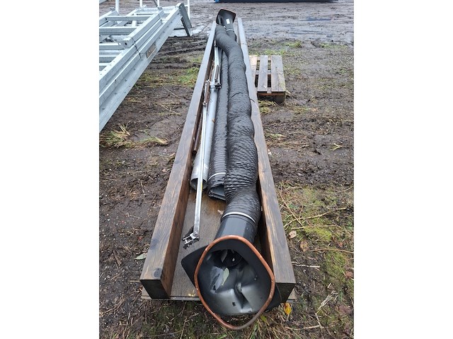 2x lasdamp afzuigbuis met bevestiging - afbeelding 6 van  6
