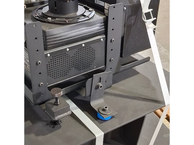 2x led projector, christie, matrix stim - afbeelding 4 van  14