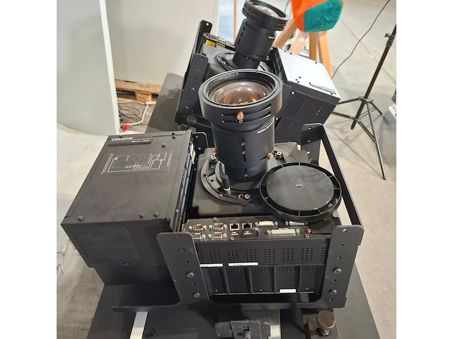 2x led projector, christie, matrix stim - afbeelding 4 van  12