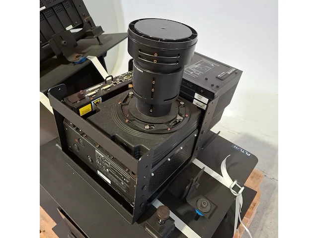 2x led projector, christie, matrix stim - afbeelding 7 van  12