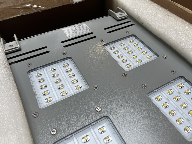 2x led schijnwerper 180w 230 volt - afbeelding 4 van  5