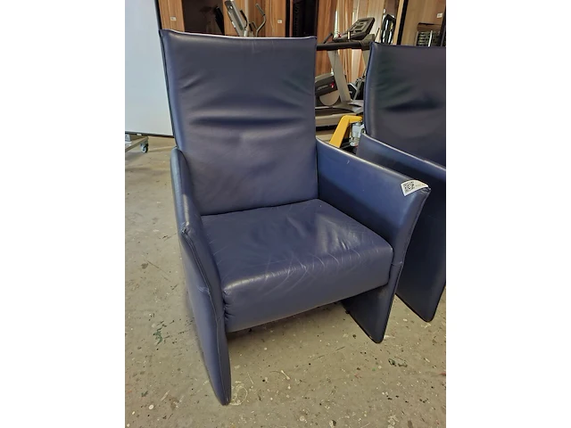 2x lederen fauteuil blauw - afbeelding 2 van  4