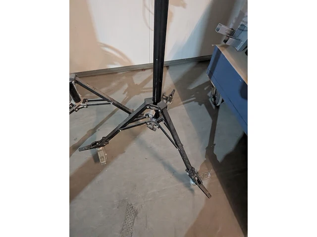 2x ledlamp op verrijdbaar statief - afbeelding 7 van  7