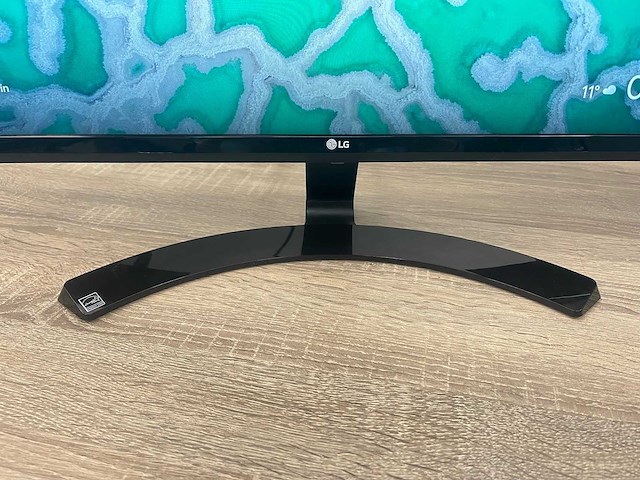 2x lg - 24" monitor - hdmi, dvi, vga - afbeelding 4 van  8