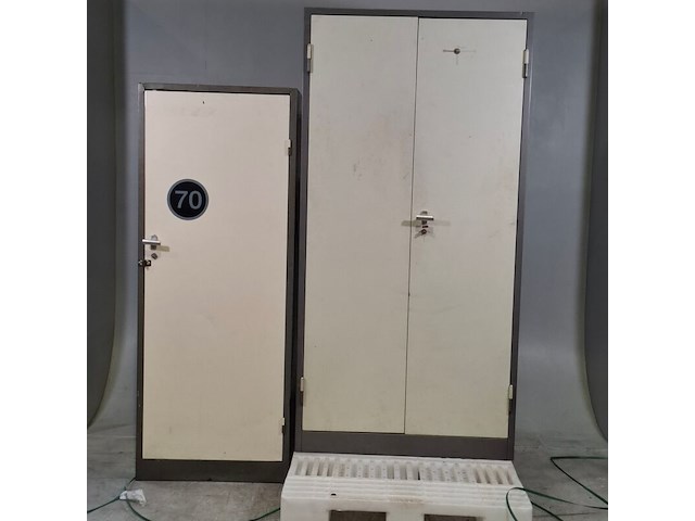 2x lockerkast - afbeelding 1 van  12