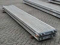 2x loopbrug layher