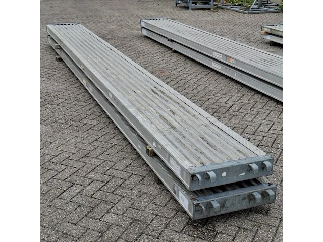 2x loopbrug layher - afbeelding 5 van  6