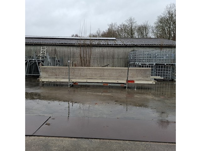 2x loopbrug - afbeelding 1 van  9