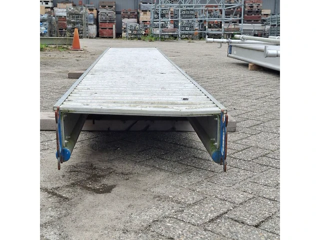 2x loopvloer met diverse toebehoren, skyworks - afbeelding 5 van  15