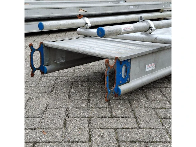 2x loopvloer met diverse toebehoren, skyworks - afbeelding 10 van  15