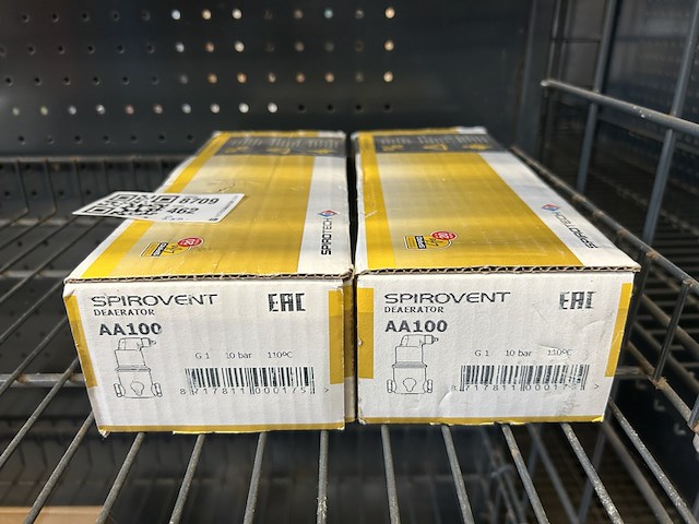 2x luchtafscheider, spirotech spirovent, aa100 - afbeelding 1 van  3