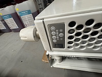 2x lvt radiator, e2, wit - afbeelding 2 van  3