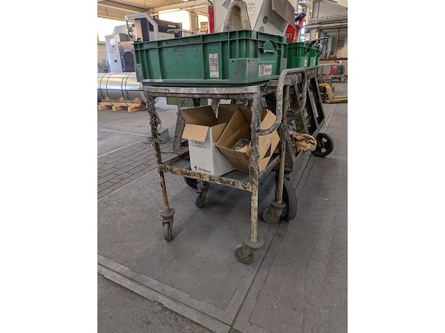 2x magazijnwagen met inhoud - afbeelding 3 van  12