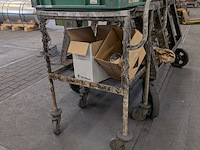 2x magazijnwagen met inhoud - afbeelding 3 van  12