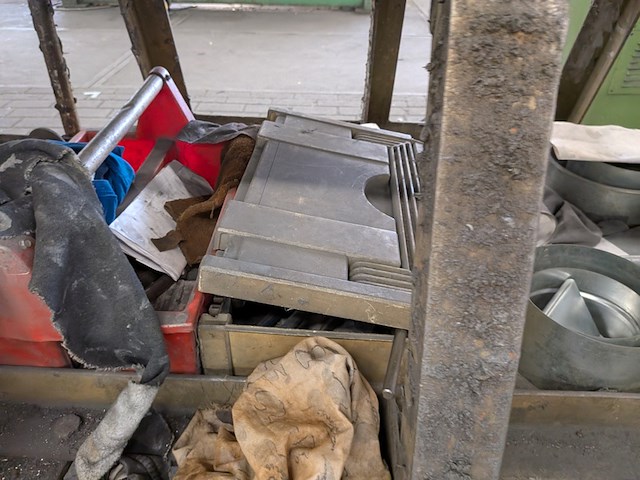 2x magazijnwagen met inhoud - afbeelding 12 van  12