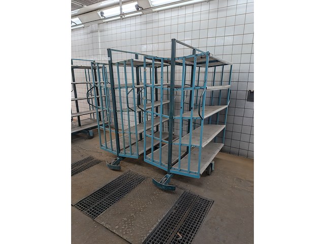 2x magazijnwagen - afbeelding 1 van  10