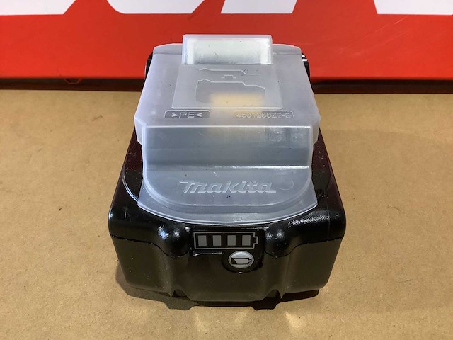 2x makita bl1830b lxt 3.0 ah accu - afbeelding 3 van  5