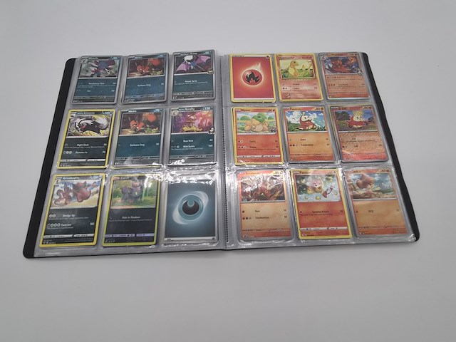 2x mappen met pokémon kaarten + stapel pokémon kaarten - afbeelding 15 van  33