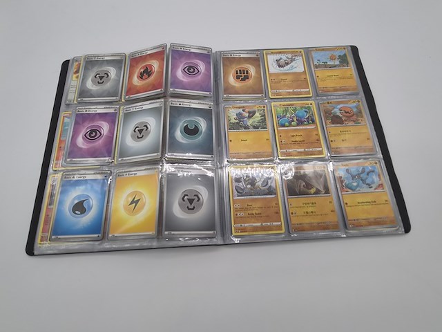 2x mappen met pokémon kaarten + stapel pokémon kaarten - afbeelding 18 van  33